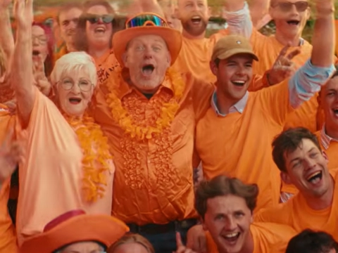 Orgel Joke en Martijn Fischer lanceren Oranjenummer
