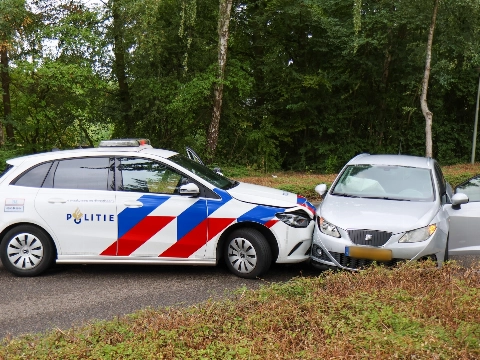 Auto klemgereden door politie, verdachte aangehouden