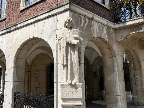 In de voetsporen van Graaf Dirk