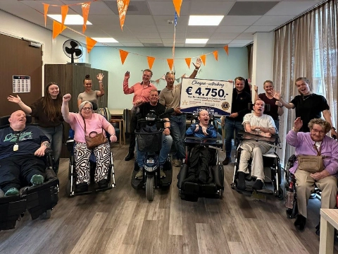 Bewoners Laurenburg en Drieën-Huysen opnieuw op pad dankzij donatie