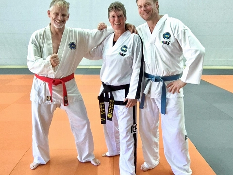 Dubbele mijlpaal voor sporters van International Taekwondo Vlaardingen