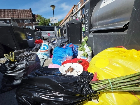 ONS.Vlaardingen wil opheldering over volle afvalcontainers in de stad