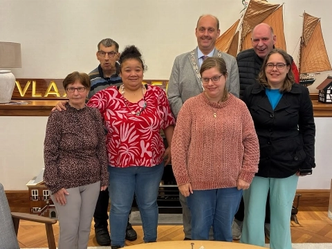 Bewoners Westkaap op bezoek bij burgemeester Zevenbergen