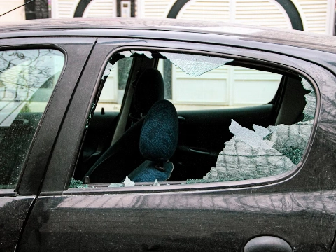 Auto-inbraken in Vlaardingen fors toegenomen: 39 meer in zeven maanden