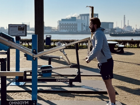 Tijdelijk fitnesspark terug aan de Maasboulevard