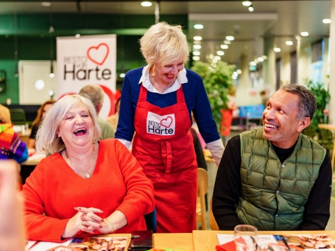 Samen eten en spelen tegen eenzaamheid in Vlaardingen