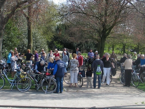 ServiceTeam Vlaardingen 35 jaar: “We zoeken alle oud-leden en inleiders”