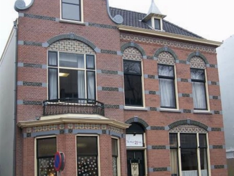 Pameijer met activiteitencentrum terug naar Schiedamseweg