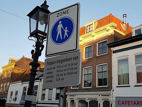 Boete voor fietsers en scooterrijder in Binnenstad