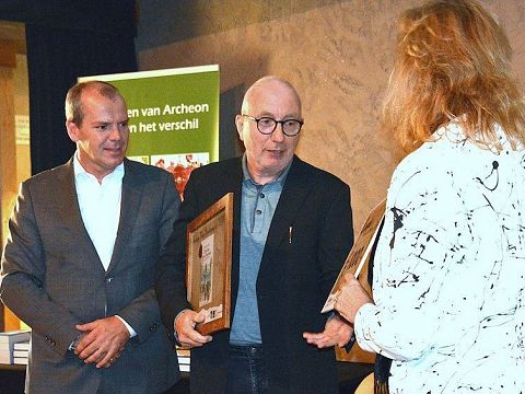 Arend van Dam wint Thea Beckmanprijs