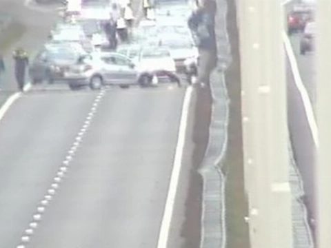 A20 afgesloten na aanrijding