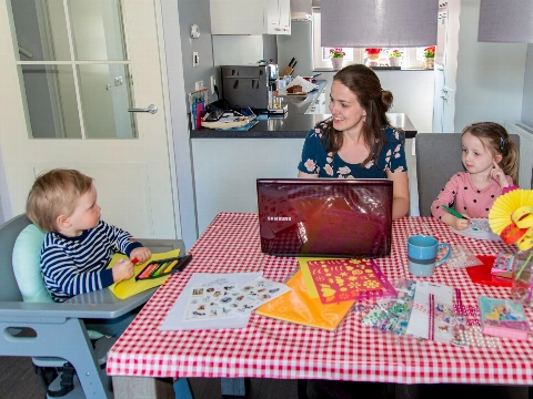 Vrijwilligerswerk tijdens coronacrisis: &lsquo;Blij dat ik de stap heb gezet&rsquo;