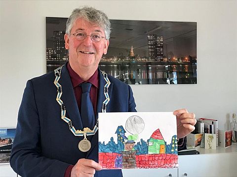 Stuur een tekening naar Sinterklaas via de burgemeester