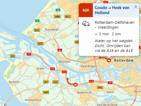 A20 gedeeltelijk afgesloten, water op het wegdek