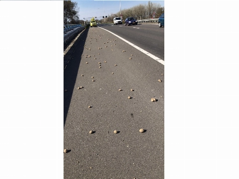 Aardappelpuree op de A20