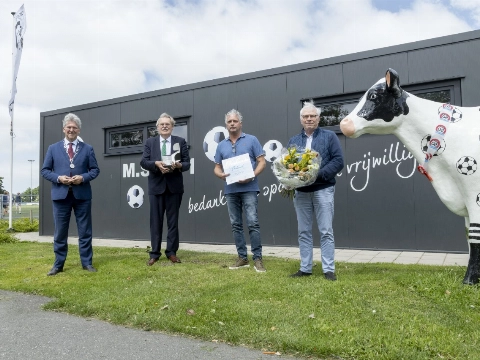 Jarig M.S.V.’71 ontvangt Bokaal der Gemeente