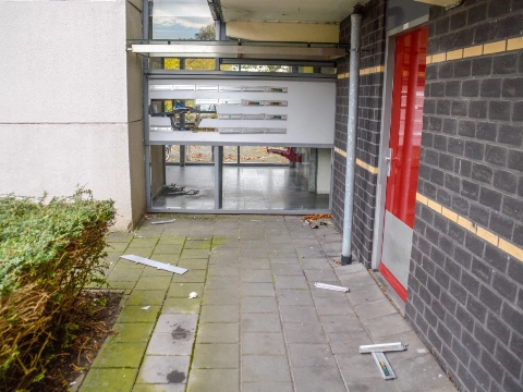 Ravage in portiek na vuurwerkexplosie Jasmijnstraat