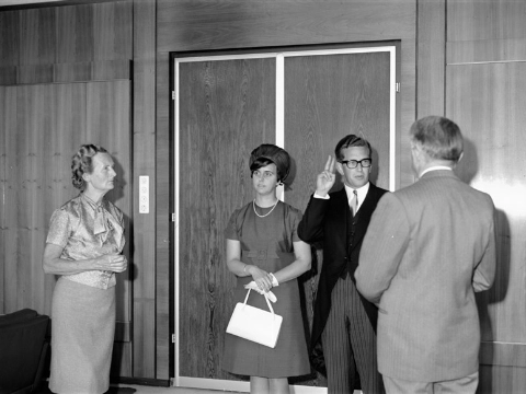 Oud-burgemeester Hans van Es overleden