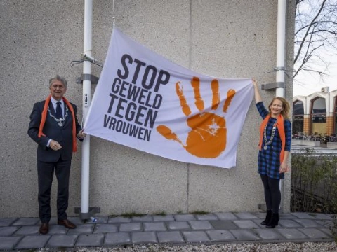 Gemeente vlagt om aandacht voor geweld tegen vrouwen