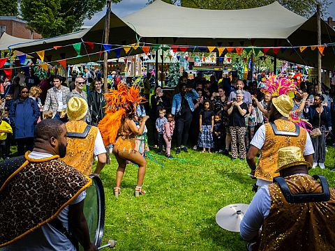 Stadskaravaan vierde de Westwijk met sfeervol festival