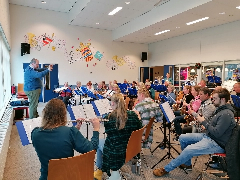 Klarinettisten en altsaxofonisten gezocht voor kerstnachtzingen
