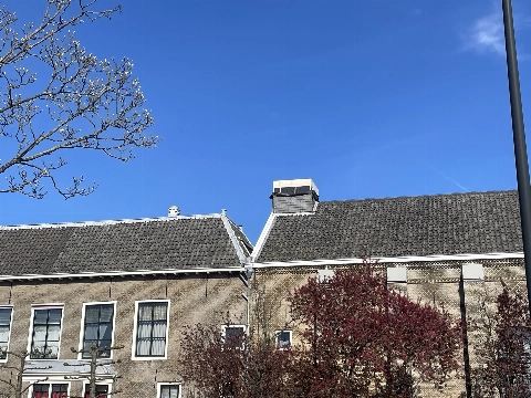 Schuurkerkje tijdelijk zonder torenspits vanwege restauratie