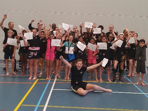 Jeugdkickboksexamens bij Fighting4All