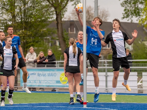 Zwarte zaterdag voor korfballend Maassluis