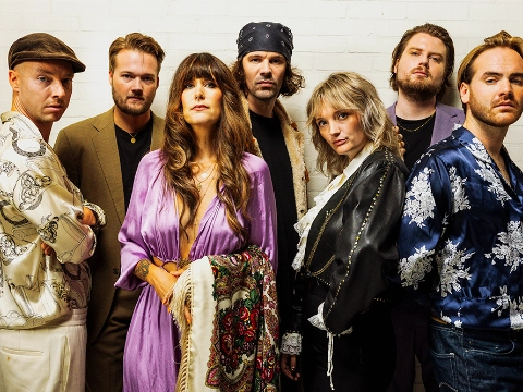 The Cosmic Carnival brengt de grootste Fleetwood Mac-hits naar Stadsgehoorzaal