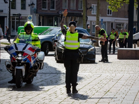 Politie houdt grote verkeerscontrole op het Stadserf