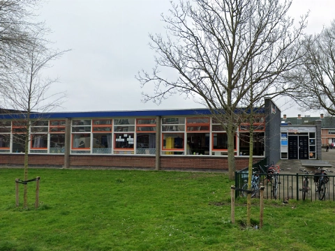 Klankbordgroep maakt bezwaar tegen uitbreiding school Richard Hollaan
