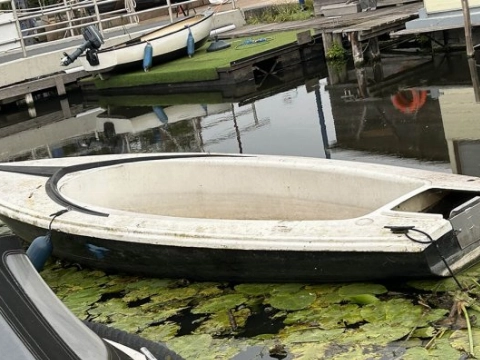 Weesboot bij Vlietland in Maassluis moet voor 11 september weg