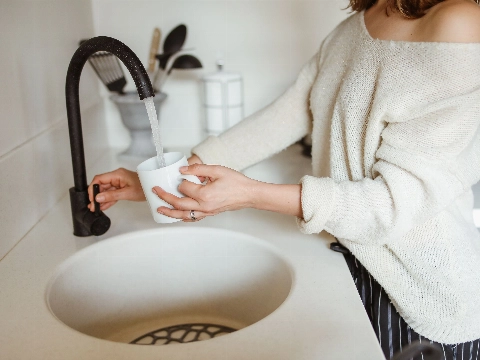 ChristenUnie wil weten hoeveel PFAS Maassluizers binnenkrijgen