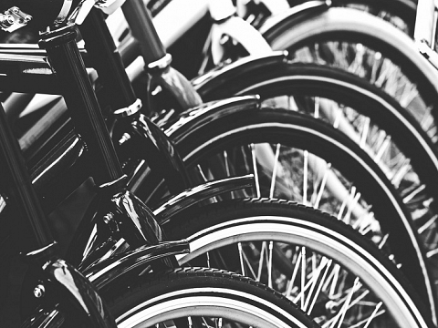 Meerdere fietsen gestolen bij winkelcentrum Koningshoek