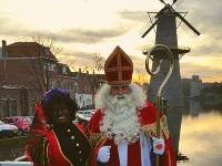 Cadeautjes of niet: Sinterklaas rijdt Schiedam niet stilletjes voorbij
