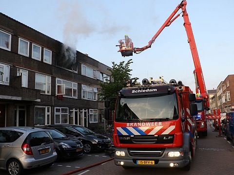 Uitslaande brand Van 's-Gravesandestraat