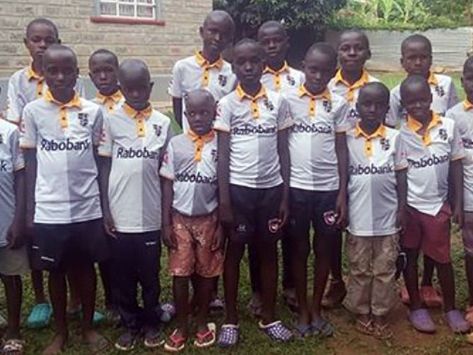 Hockeyshirts krijgen tweede leven in Kenia
