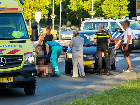 Voetganger gewond na aanrijding op Nieuwe Damlaan