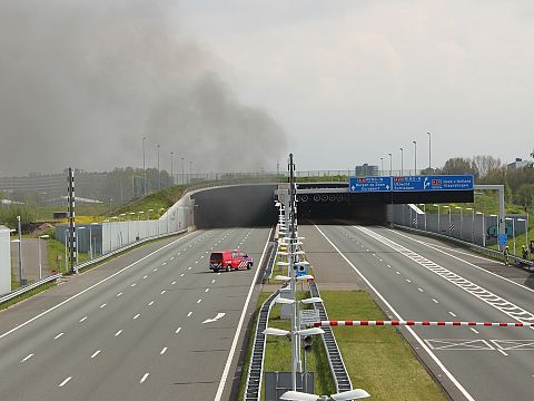 Autobrand in Ketheltunnel