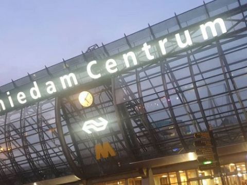 Actie op station Schiedam-Centrum