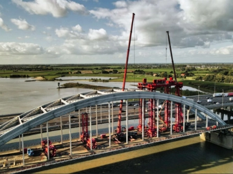 Schiedam speelt rol in demontage brug Vianen
