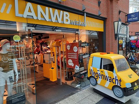 ANWB-winkel Vlaardingen sluit
