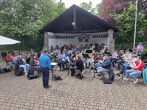 Schiedams harmonieorkest verzorgde concerten in Duitsland