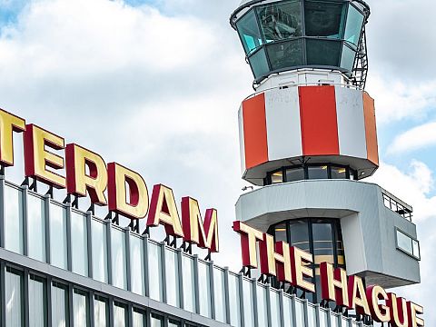 Luchtvaartmaatschappijen wijken uit naar vliegveld Rotterdam