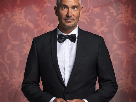 Cabaretier Guido Weijers breekt record