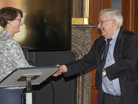 Henk Slechte krijgt Vlaardingse prijs voor 'Vis in beeld'