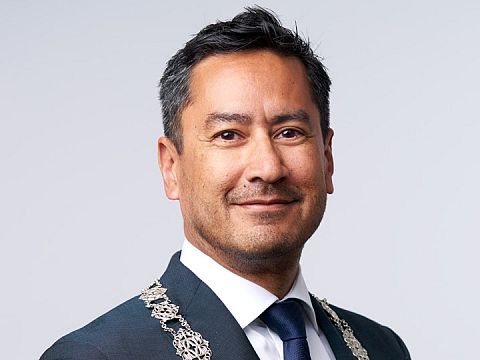 Burgemeester Middelburg voorgedragen in Schiedam