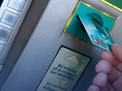 'Pinpasfraude' mondt uit in huilen van het lachen