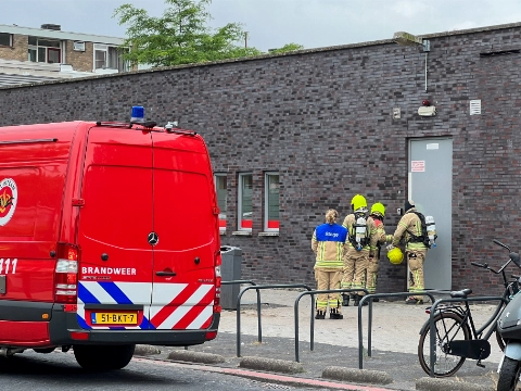 Brandweer rukt uit naar supermarkt