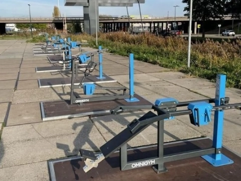 Fitnesstoestellen blijven langer staan